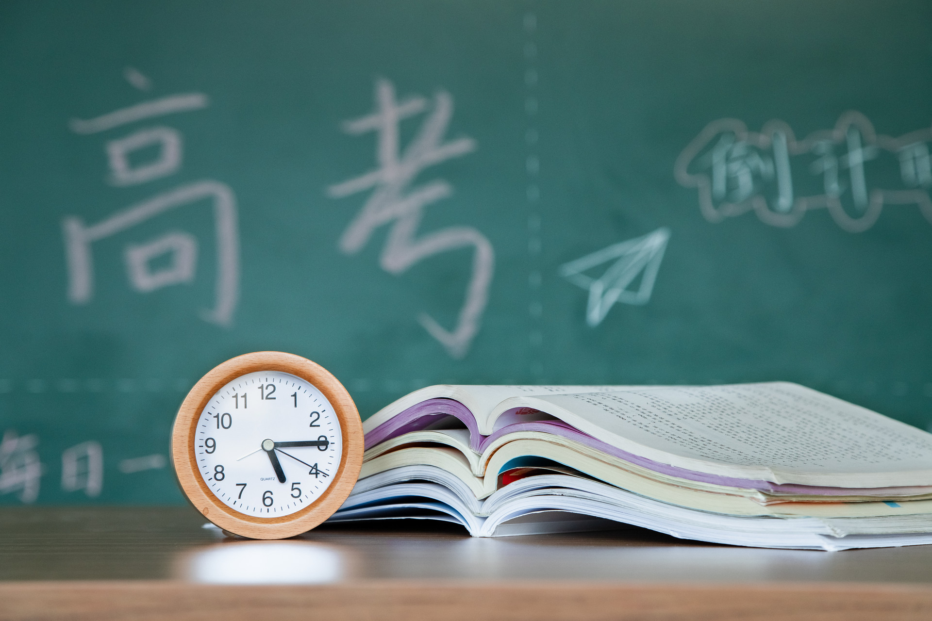 美术艺考难考吗？