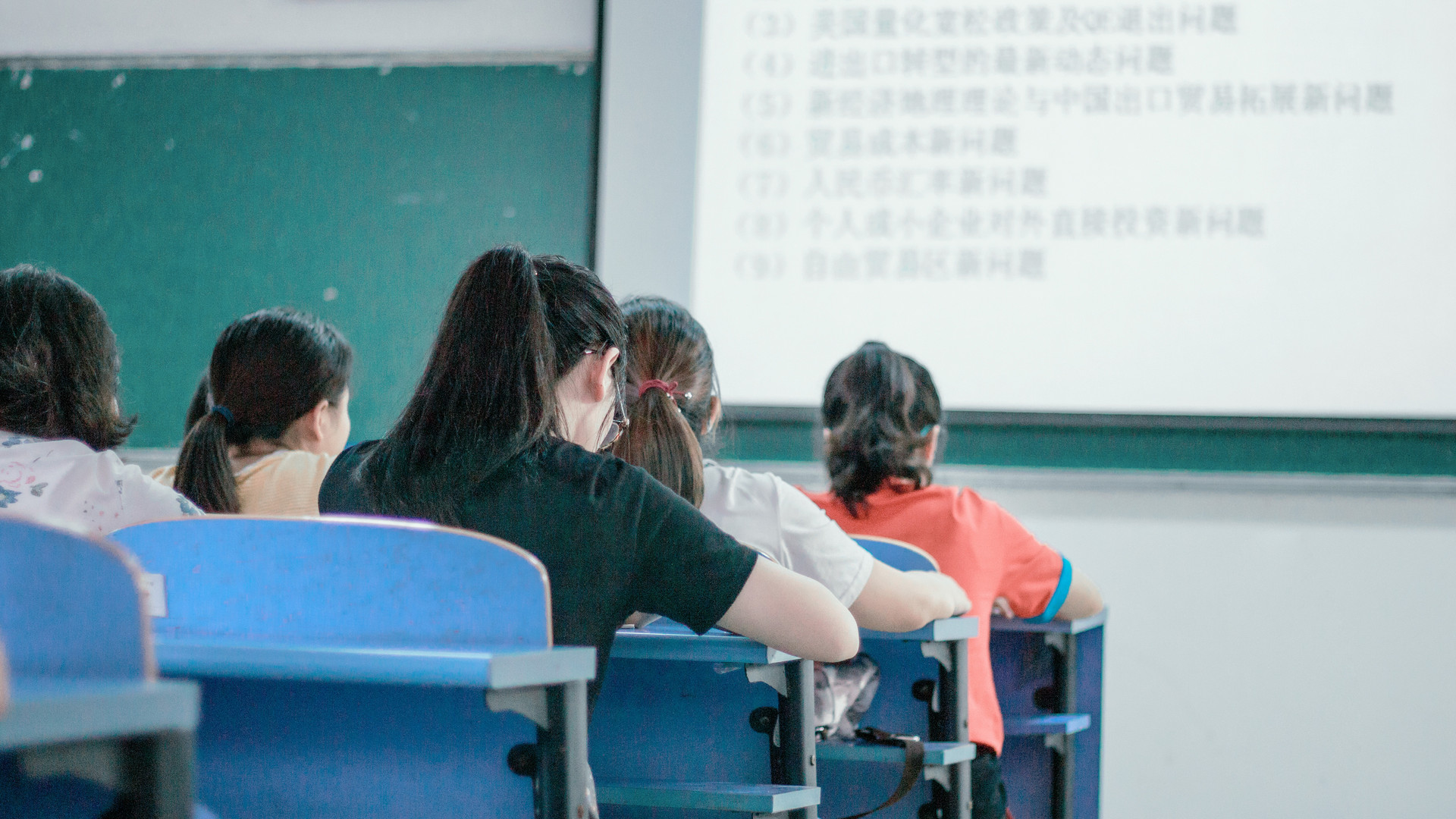 封闭式高考补习全职教师怎么样