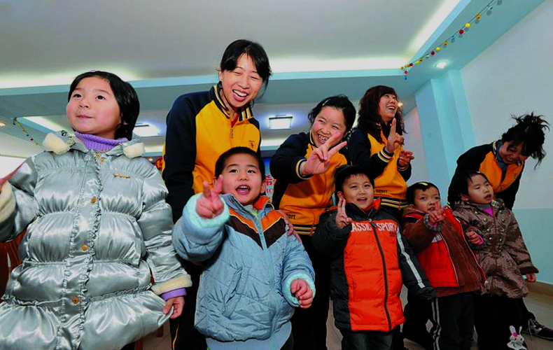 每人每月2100元，成都市提高孤儿基本生活最低养育标准